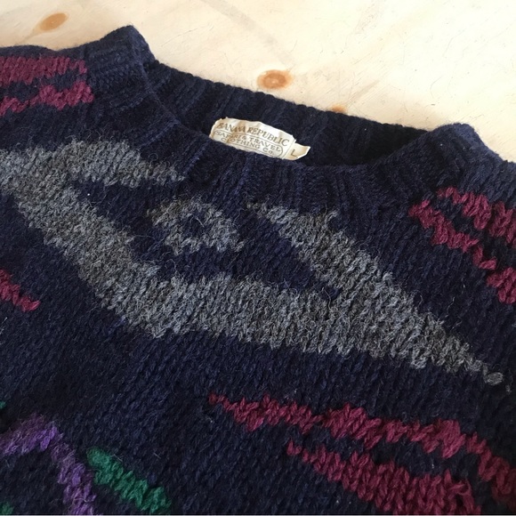 Vintage Mens Banana Republic Safari & Travel Chunky Wool Sweater Geo Design LG - Picture 2 of 6